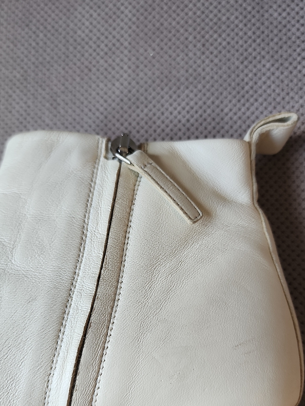 Everlane Day Glove Boot - Picture 6 of 8